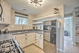 Cottage (2 Bedrooms) | Interior