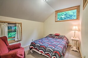 House (3 Bedrooms) | Interior - Pet-friendly Rumney Cabin on Stinson Lake! (Rumney)