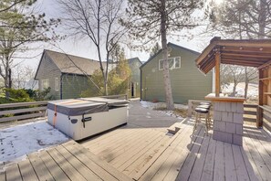 House (4 Bedrooms) | Interior - Hot Tub & Snake River Views at Twin Falls Home (Twin Falls)