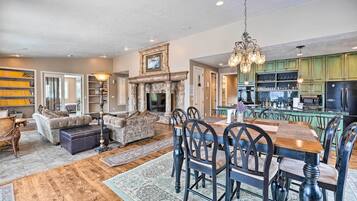 House (4 Bedrooms) | Interior