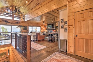 Interior - Woodsy Retreat w/ Fire Pit & Resort Amenities (Gatlinburg)