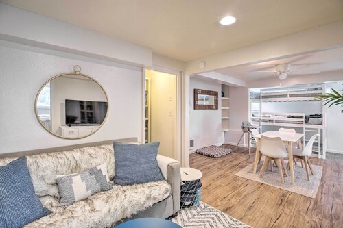 Rockaway Beach Condo - Beach Access Nearby!