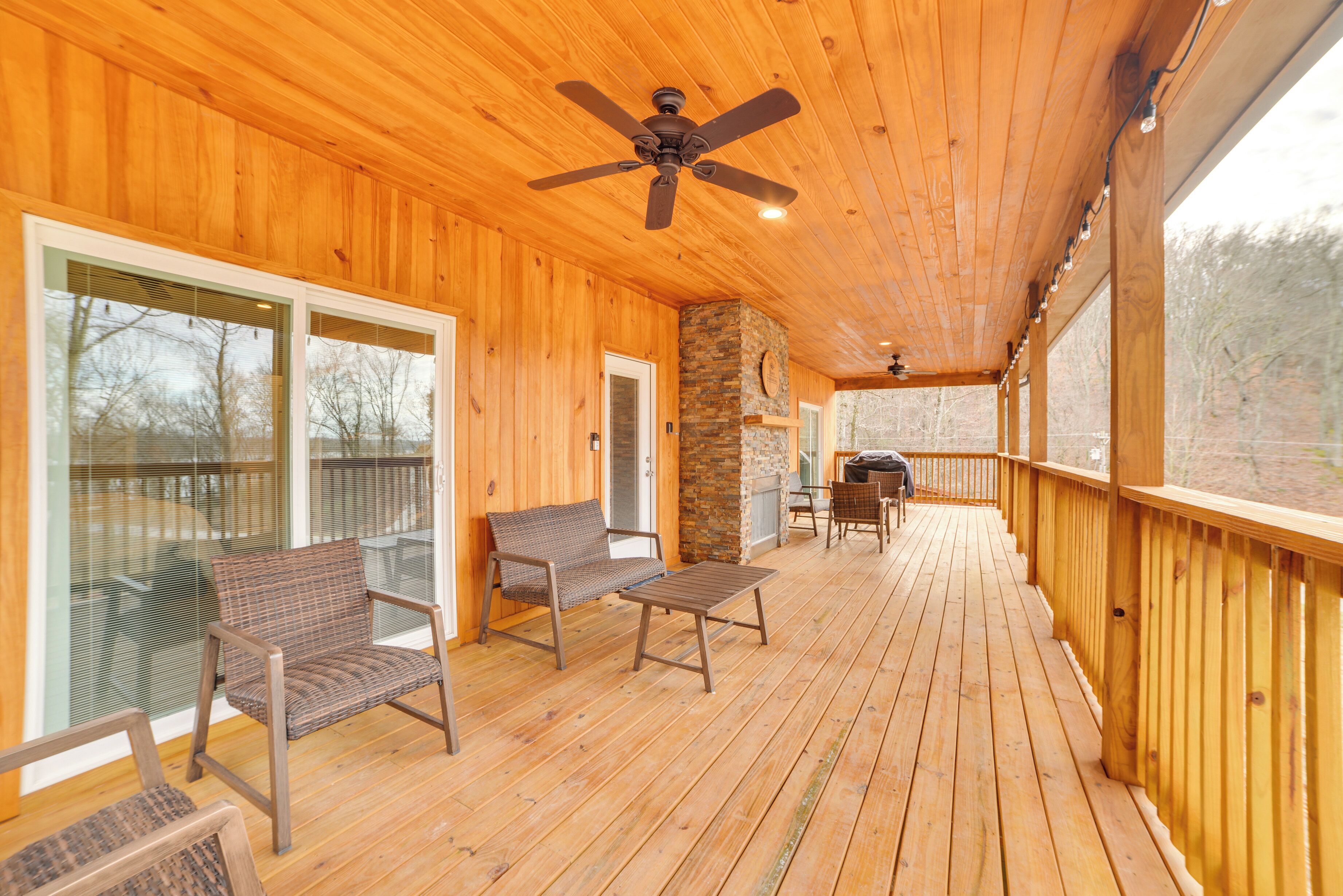 House (2 Bedrooms) | Interior