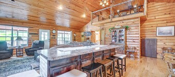 Woodsy Kentucky Escape w/ Game Room & Lake Access!