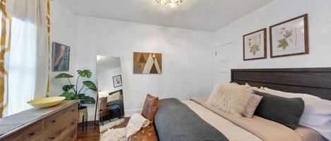 3 slaapkamers, een bureau, reisbedje, gratis wifi