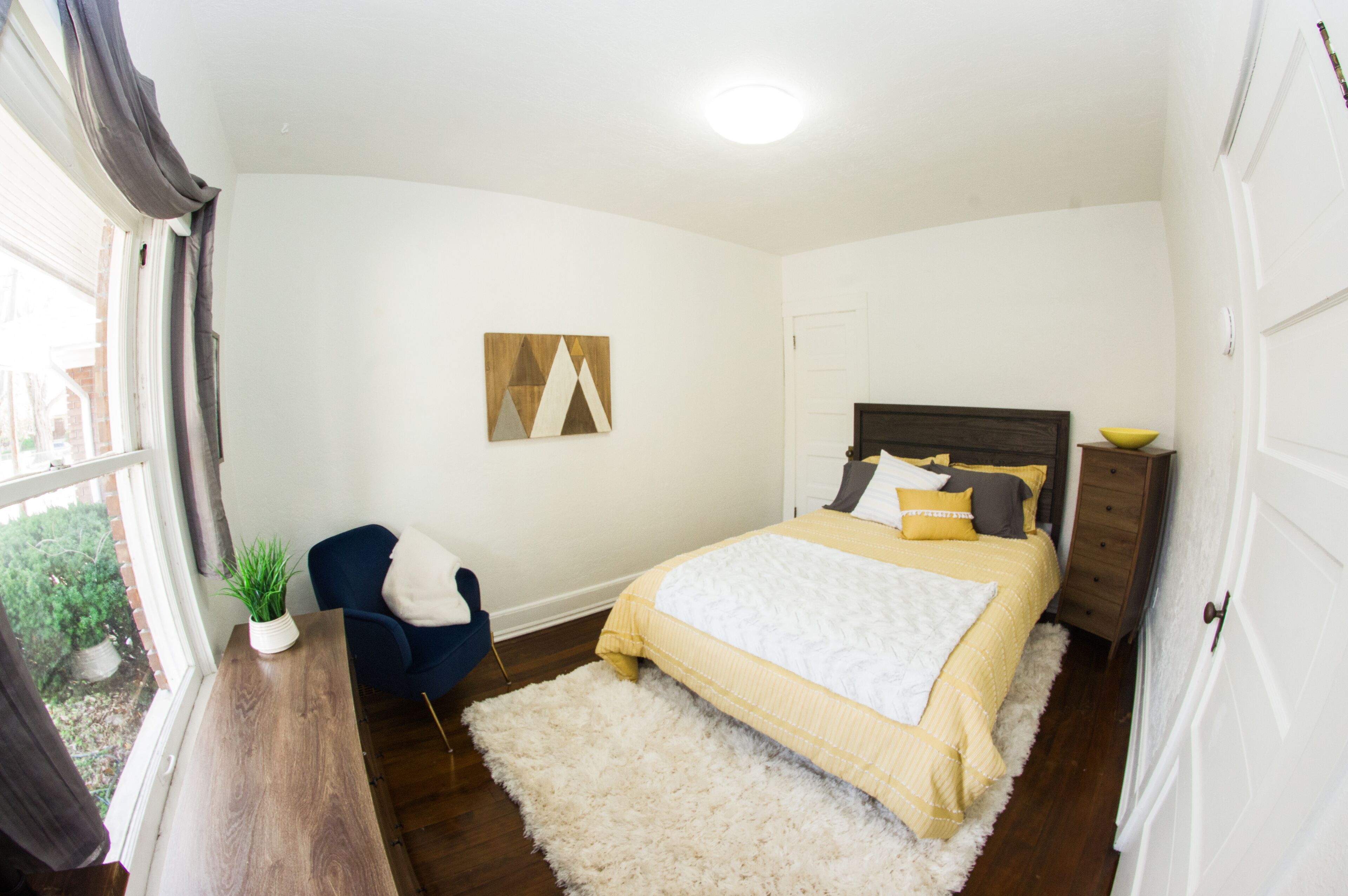 Spacious & Cozy Sugar House Hideaway w/3BR, Wi-Fi, Off-Street Parking