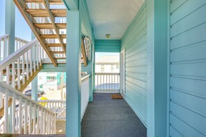 Apartment (2 Bedrooms) | Interior - Steps to Boardwalk: Carolina Beach Condo w/ Views! (Carolina Beach)