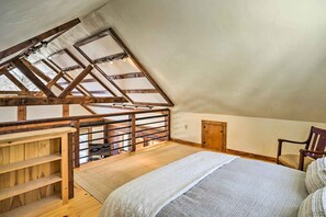 Apartment (0 Bedroom) | Interior