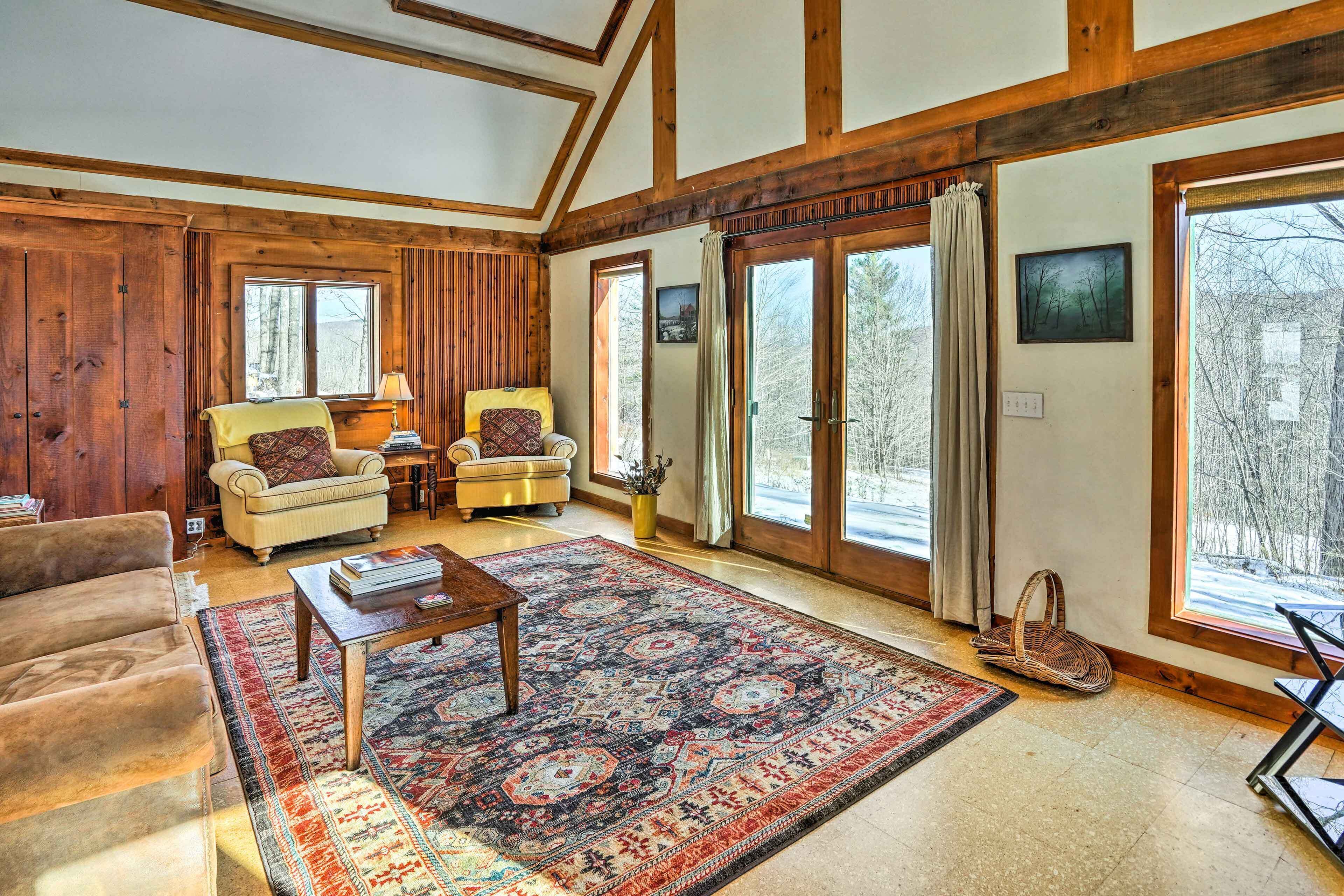 Charming Ludlow Studio - 8 Mi to Okemo Mtn!