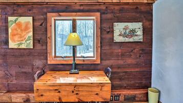 Apartment (0 Bedroom) | Interior