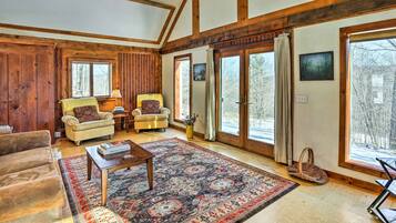 Apartment (0 Bedroom) | Interior