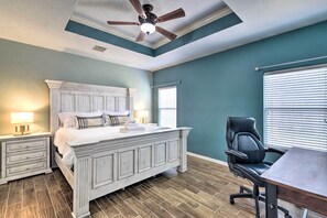 4 bedrooms, bed sheets