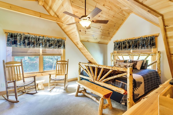 House (2 Bedrooms) | Interior