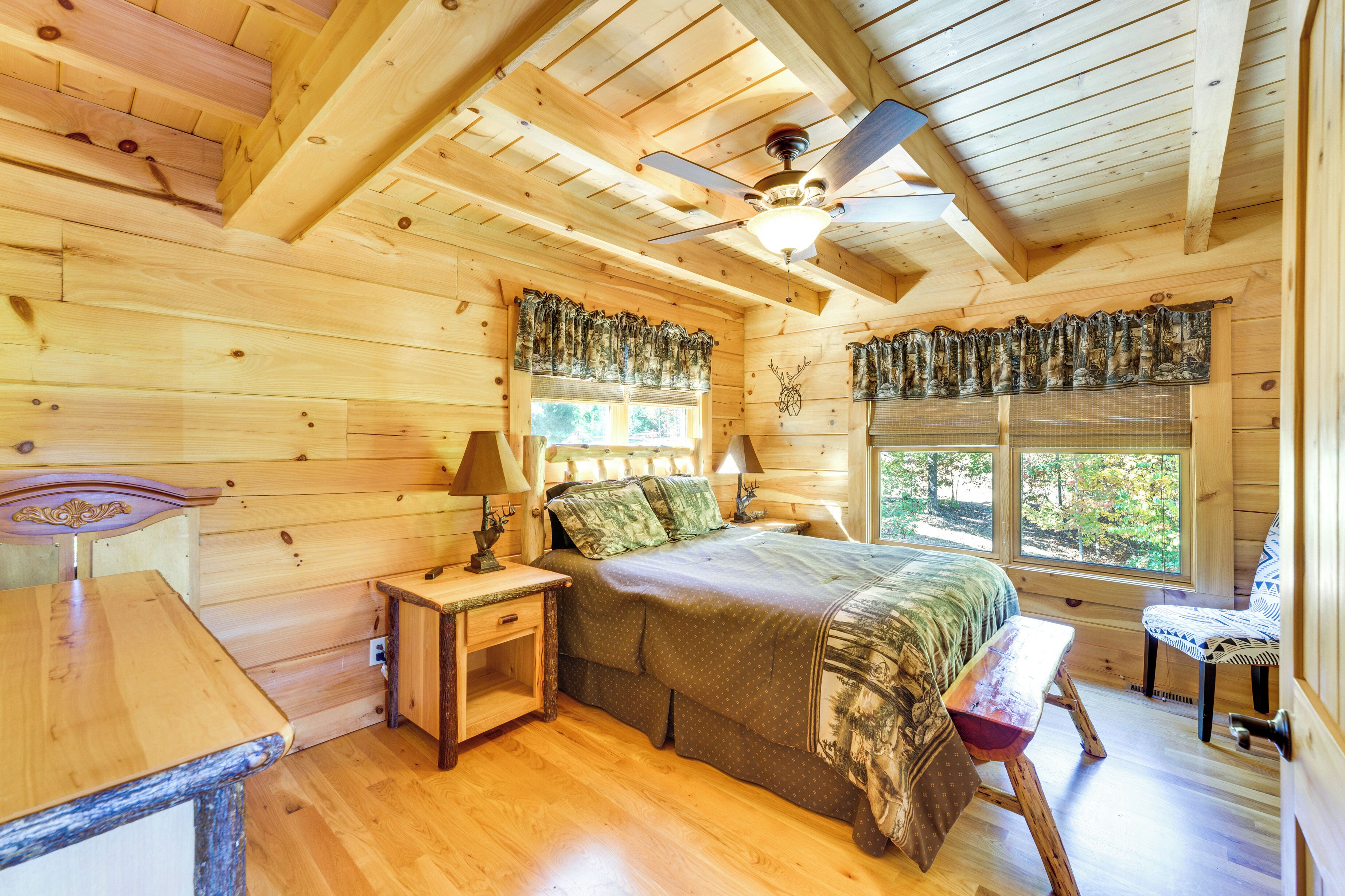 Blue Ridge Mtn Retreat: Quiet Gated Community