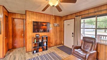 Rumah (2 Bedrooms) | Interior