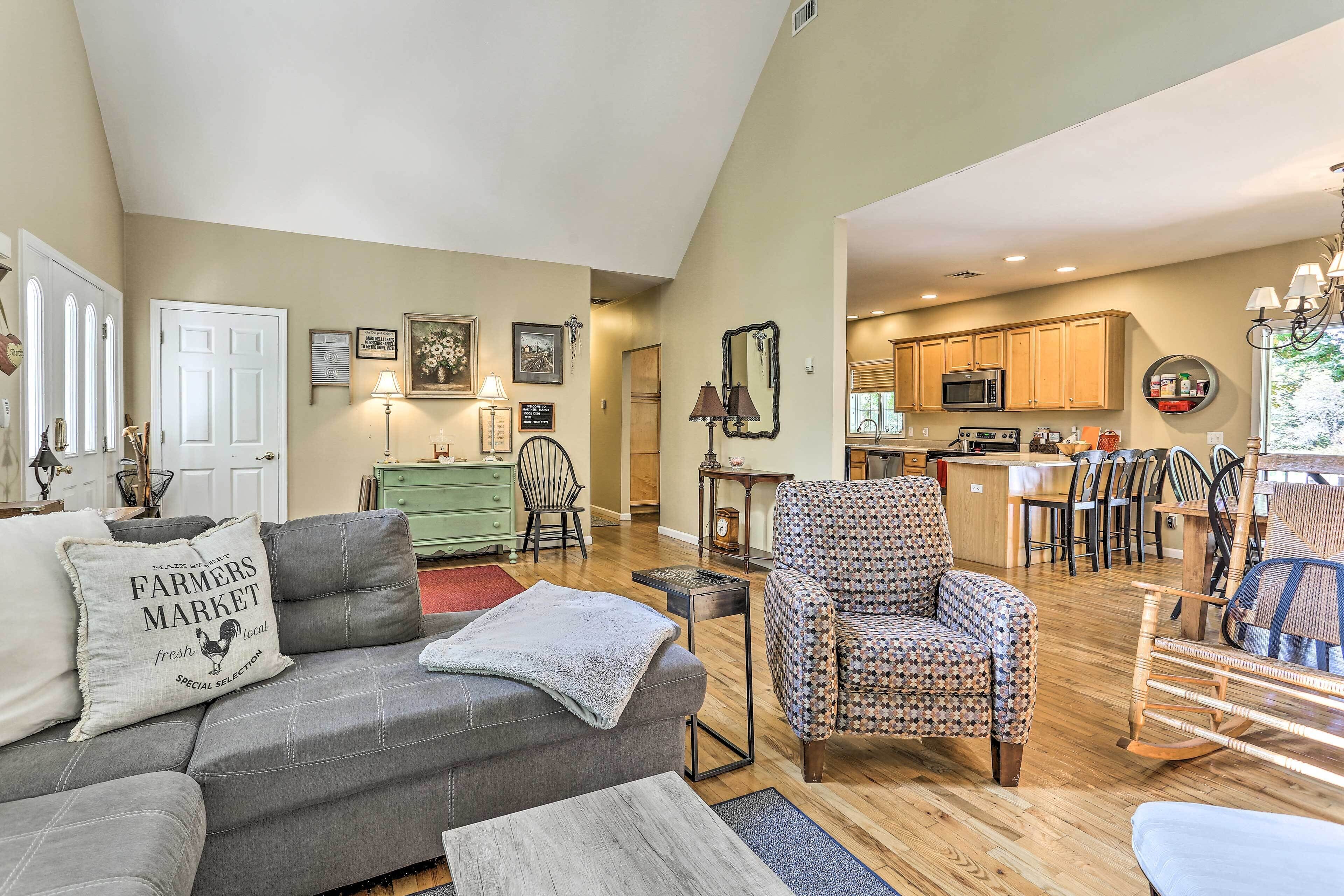 House (3 Bedrooms) | Interior