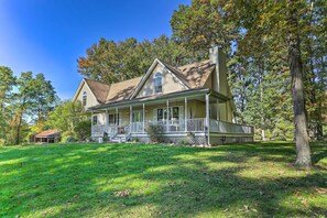 House (3 Bedrooms) | Interior - Pet-friendly Grand Pine Bush Retreat on 2 Acres! (Pine Bush)
