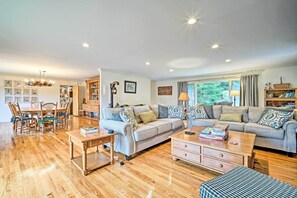 บ้านพั  ก (5 Bedrooms) | ภายใน