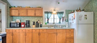 Walk to Chautauqua Lake: Mayville Getaway!