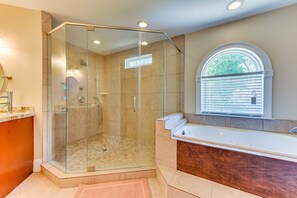 Bathroom - Luxe Mint Hill Vacation Home ~ 16 Mi to Charlotte! (Charlotte)