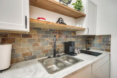 Modern Couple's Retreat in Greenwood!