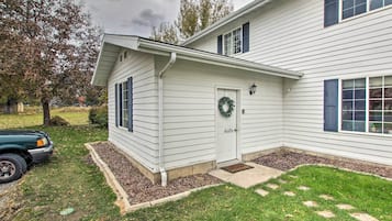 Apartment (0 Bedroom) | Interior