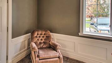 Apartment (0 Bedroom) | Interior