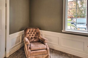 Apartment (0 Bedroom) | Interior