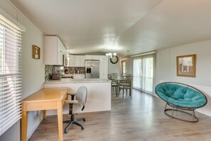 House (2 Bedrooms) | Interior