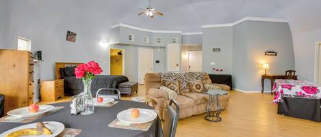 Apartment (0 Bedroom) | Front of property