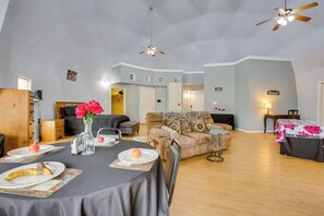 Apartment (0 Bedroom) | Front of property - Remote Angie Vacation Rental Near Pearl River! (Angie)