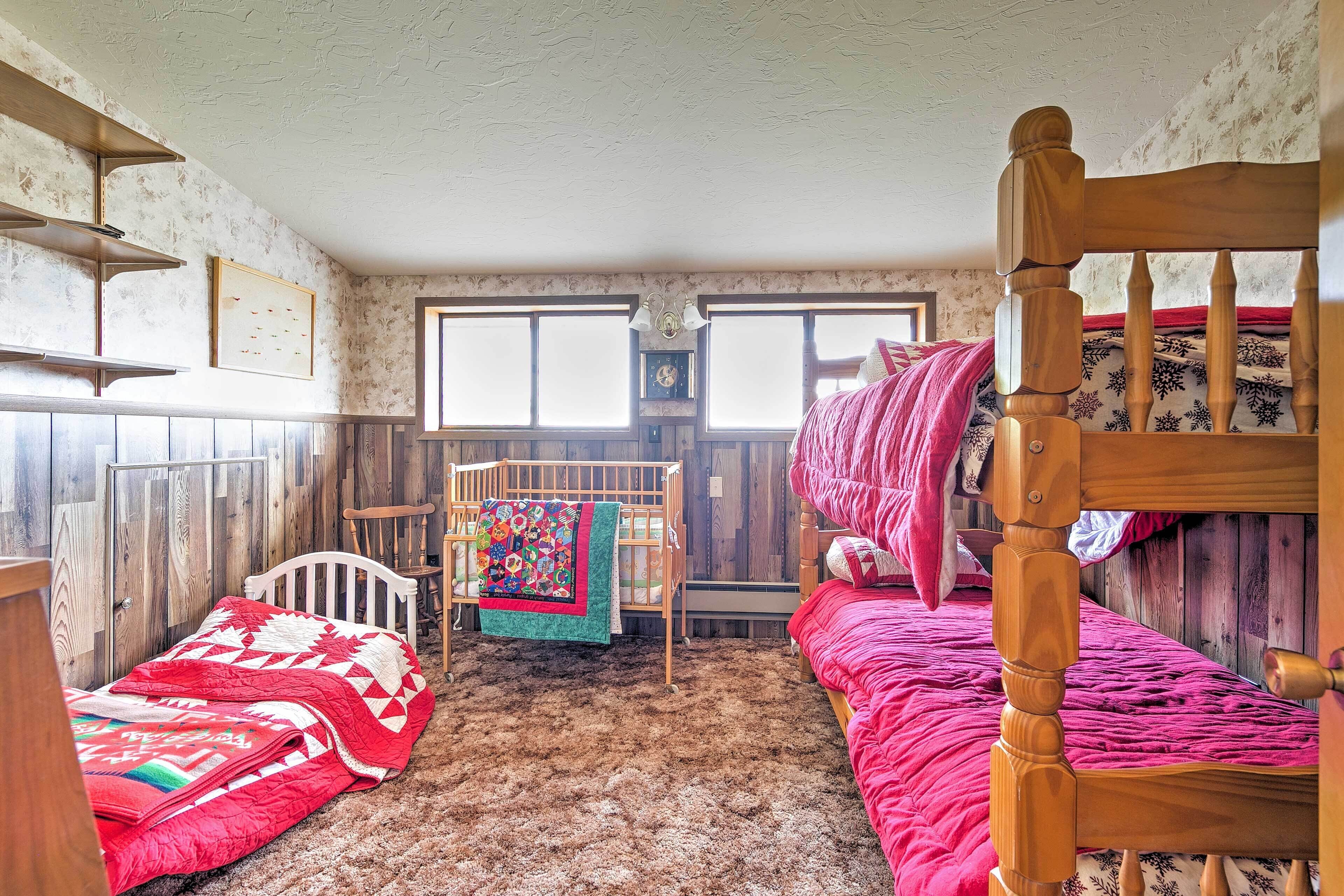 House (4 Bedrooms) | Interior