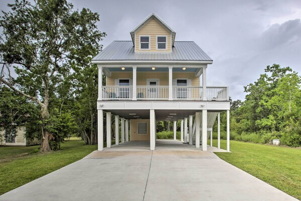 House (4 Bedrooms) | Interior - Modern Waveland Home w/ Deck, Walk to Beach! (Waveland)