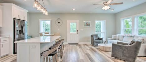 Talo (4 Bedrooms) | Sisätilat