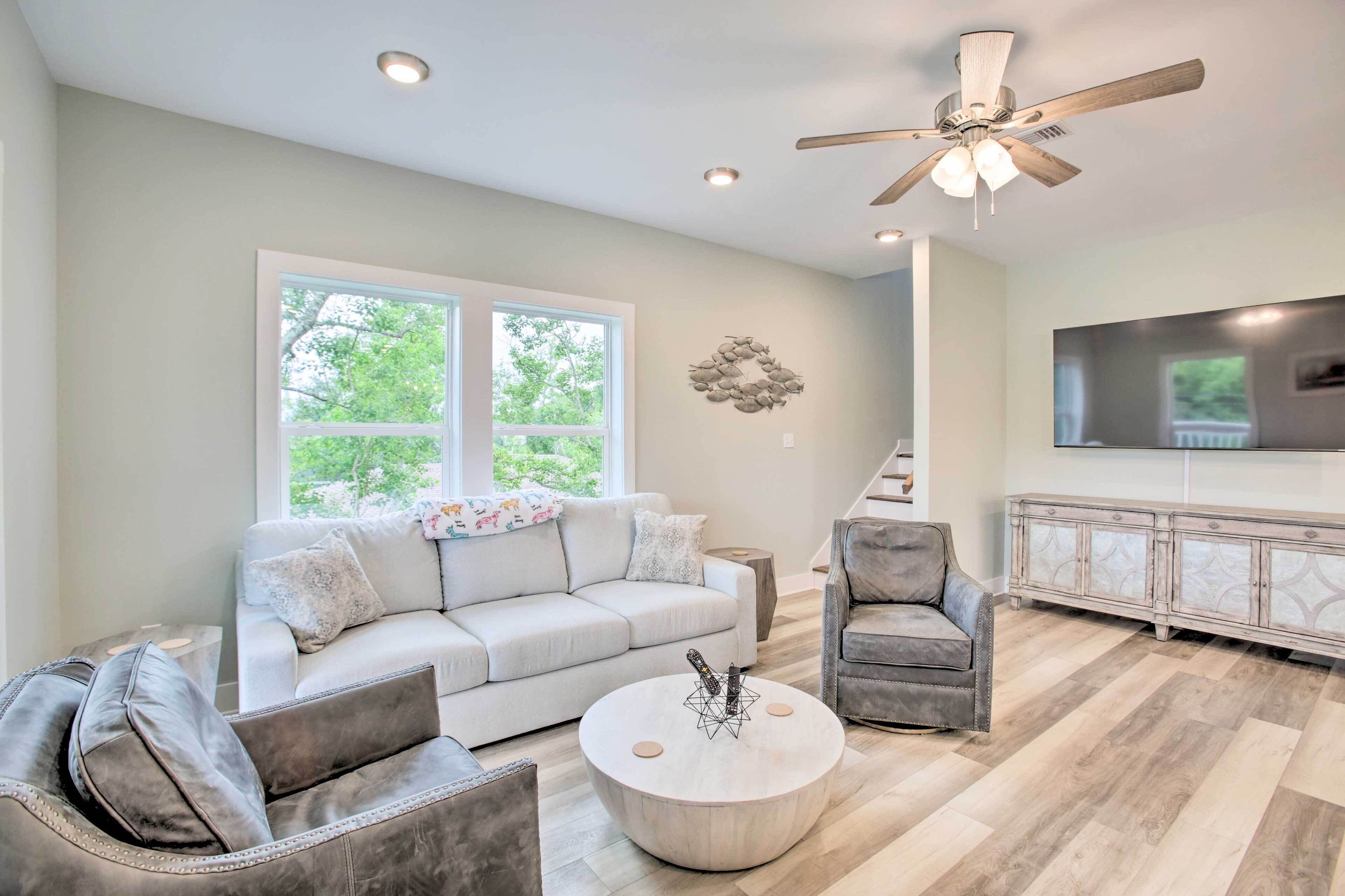 House (4 Bedrooms) | Front of property