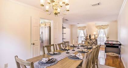 Pet-friendly Houston Rental w/ Private Patio!