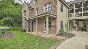 House (4 Bedrooms) | Front of property