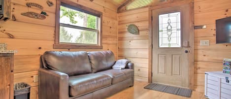 House (1 Bedroom) | Interior