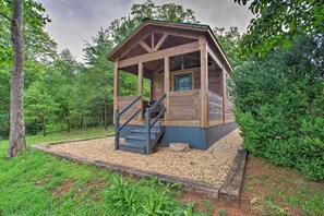 House (1 Bedroom) | Front of property - Hike & Snow Play! Mill Spring Cabin Near Winery (Mill Spring)