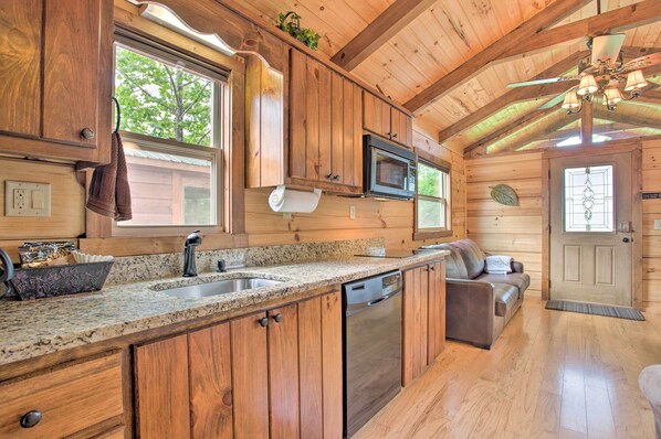 House (1 Bedroom) | Interior - Hike & Snow Play! Mill Spring Cabin Near Winery (Mill Spring)