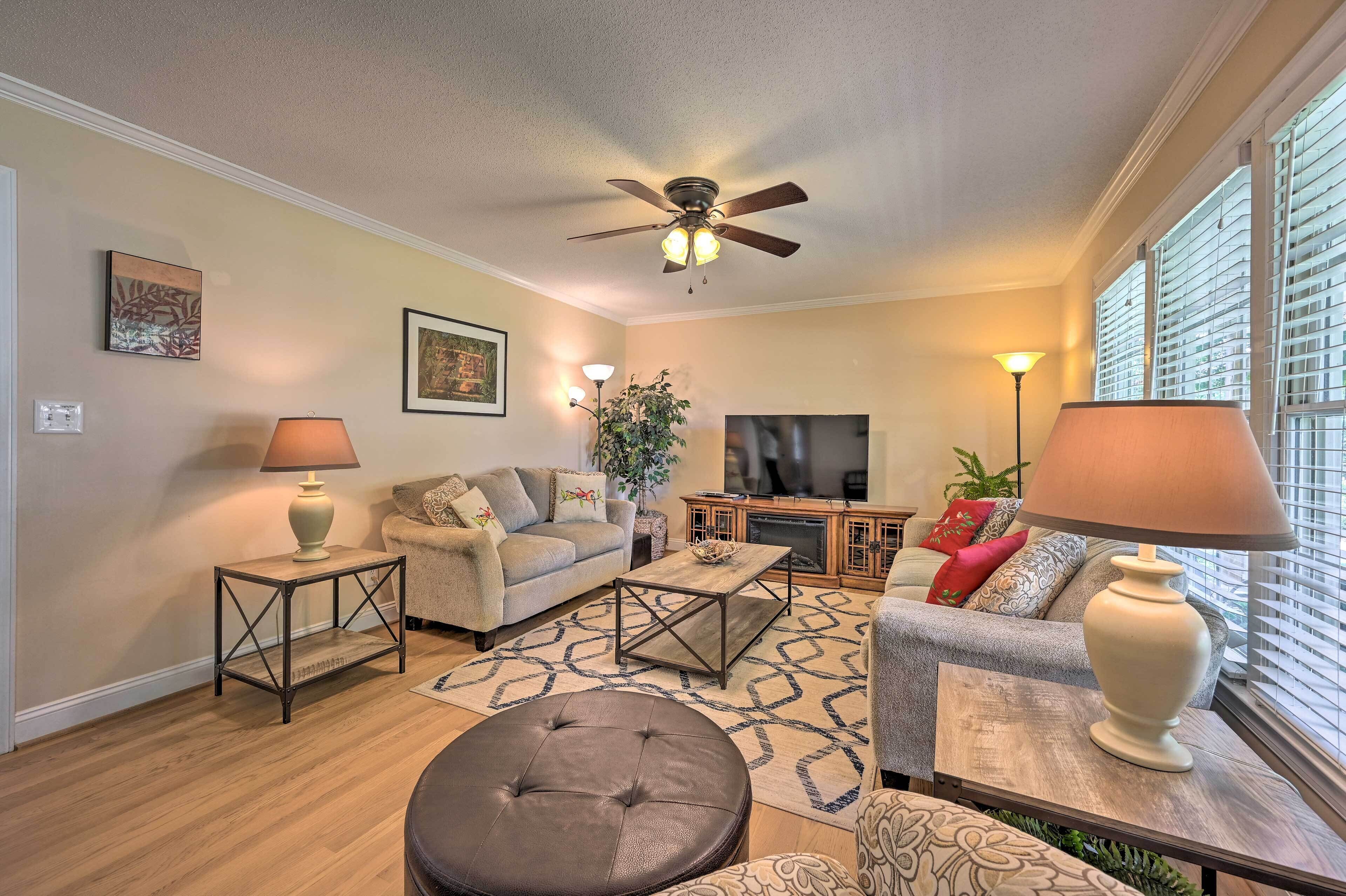 Unique, All-encompassing Family Farmstead!