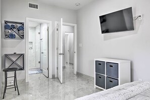 House (1 Bedroom) | Interior