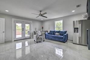 House (1 Bedroom) | Interior