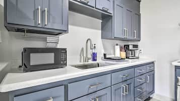 House (1 Bedroom) | Interior