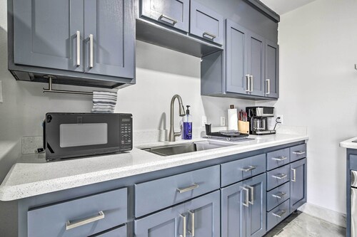 Patio & Balcony: Gulf Coast Retreat in Brownsville