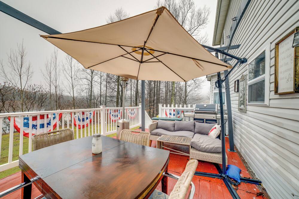 Pet-friendly Apollo Home w/ Furnished Deck! - Apollo, PA