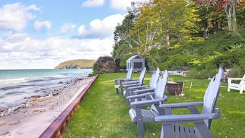 House (6 Bedrooms) | Interior