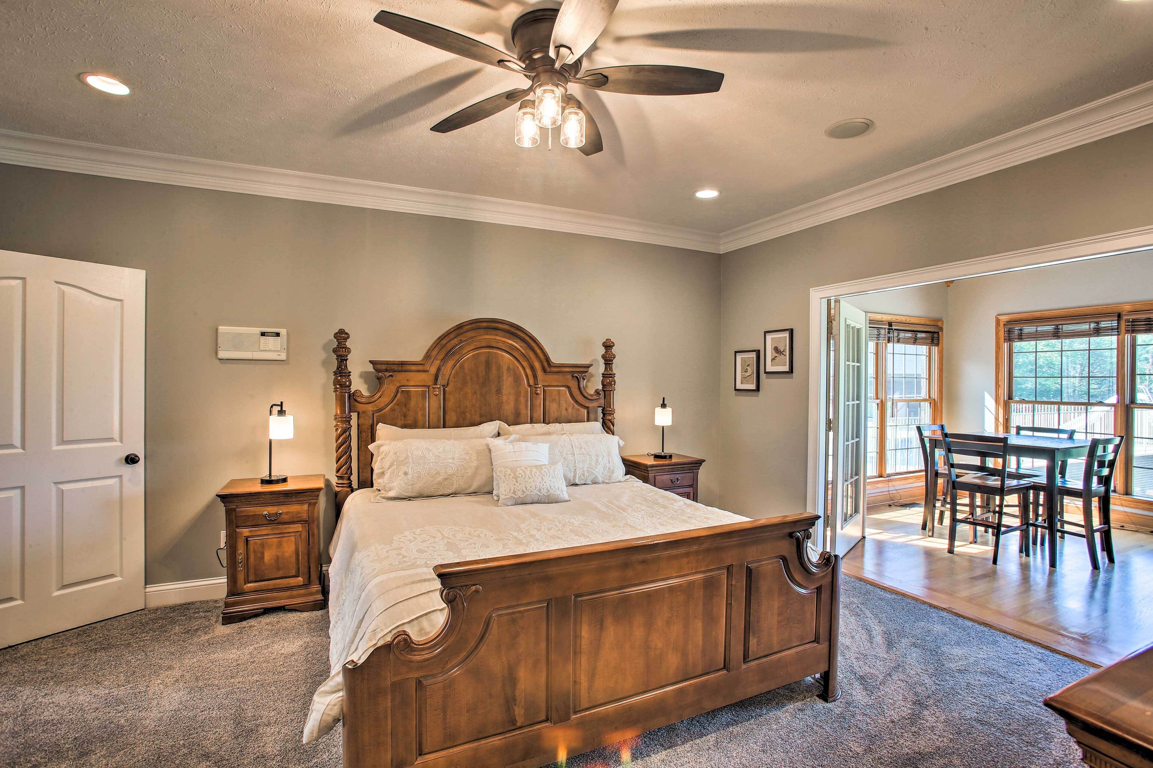 House (4 Bedrooms) | Interior