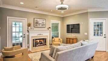 Rumah (4 Bedrooms) | Interior