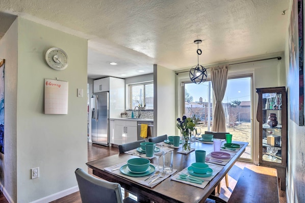 House (3 Bedrooms) | Interior - Vibrant ABQ Adobe Den: Mtn Views, Walk to Park! (Albuquerque)